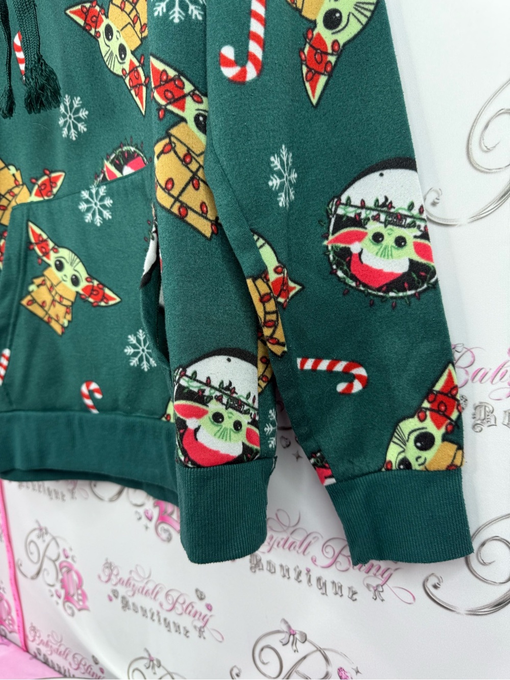 Star Wars sweater hoodie grogu Green Baby Yoda Holiday Pullover Hoodie - Picture 6 of 11